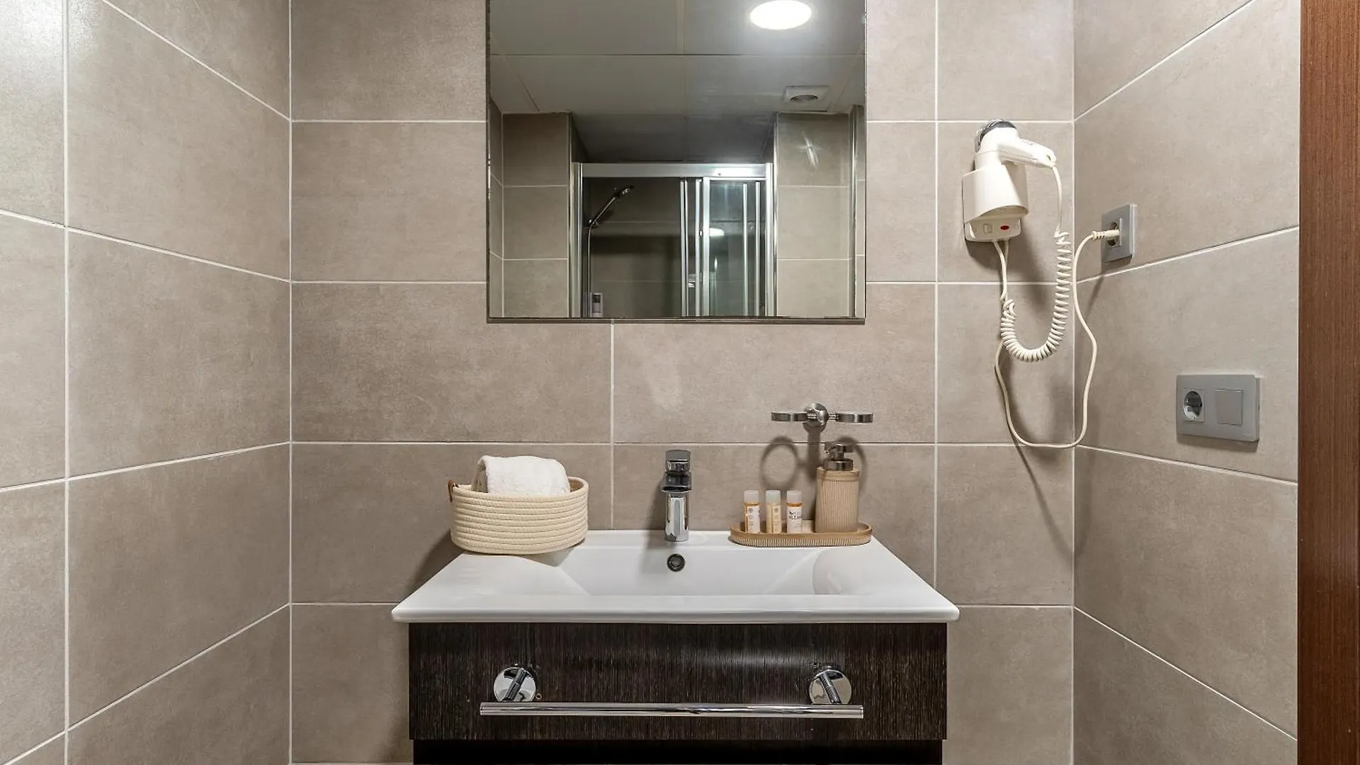 ApartHotel Centric Castelldefels