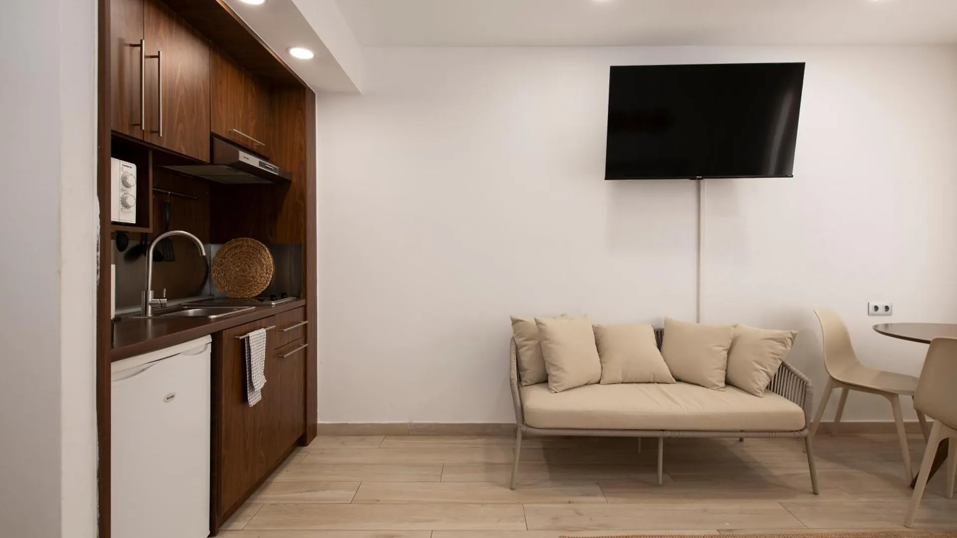 ApartHotel Centric Castelldefels